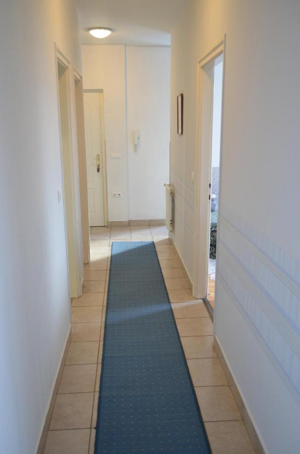 Gabi Apartman Hajdúszoboszló Esterno foto