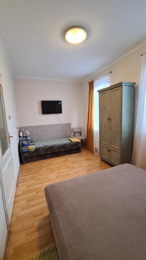 Gabi Apartman Hajdúszoboszló Esterno foto