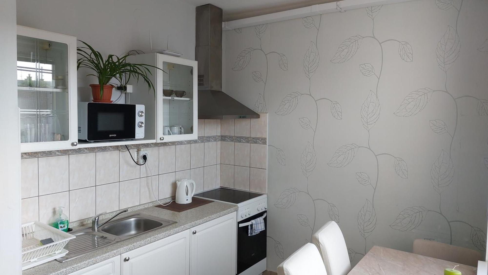 Gabi Apartman Hajdúszoboszló Esterno foto